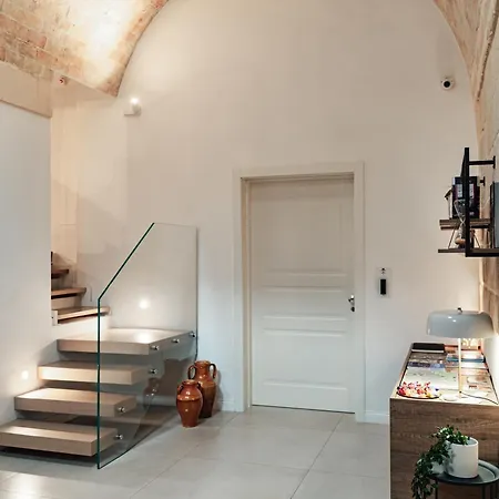 Guest house Le Vie Del Centro Luxury 4*